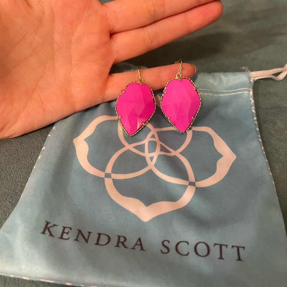 Kendra Scott Pink Earrings